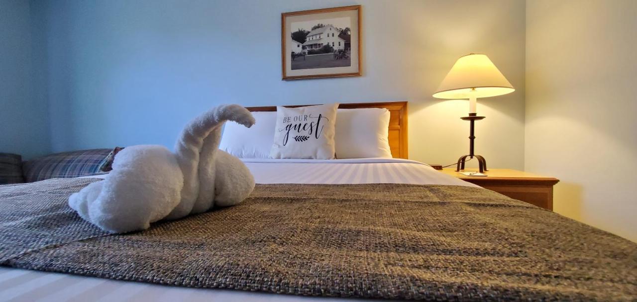 Amish Inn Nappanee Екстериор снимка