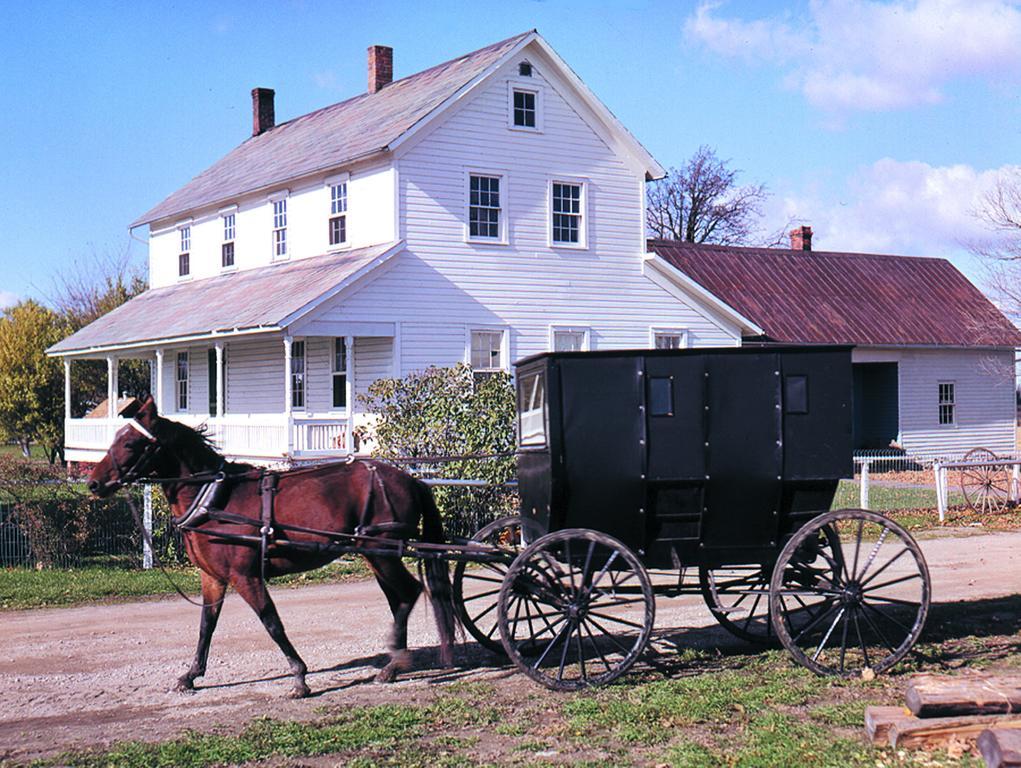 Amish Inn Nappanee Екстериор снимка