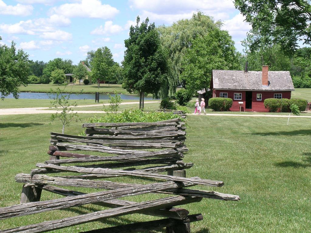 Amish Inn Nappanee Екстериор снимка