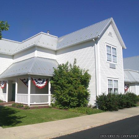 Amish Inn Nappanee Екстериор снимка
